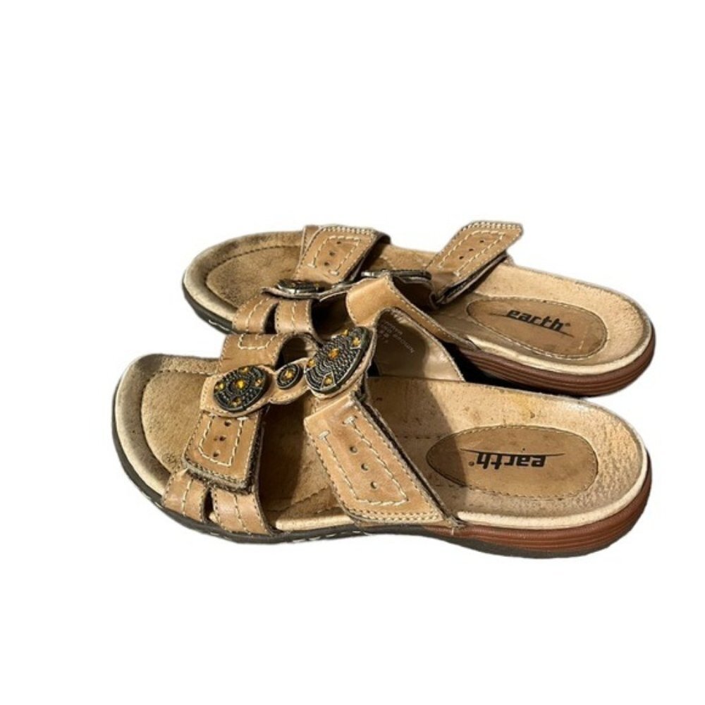 Earth Womens Papaya Sand Brown Medallion Embellished Slide Sandals Size 7.5